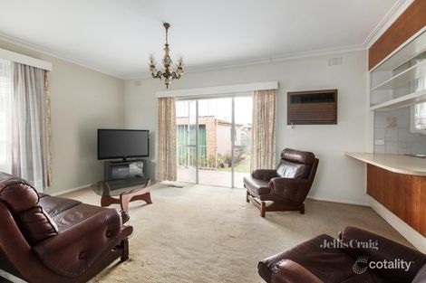 Property photo of 8 Opal Court Bentleigh East VIC 3165