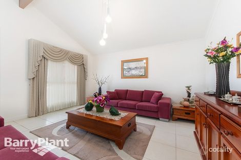 Property photo of 9 Robinsons Road Burnside VIC 3023