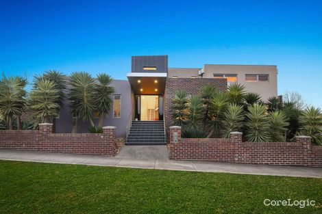 Property photo of 12 Whiteley Parade Taylors Lakes VIC 3038