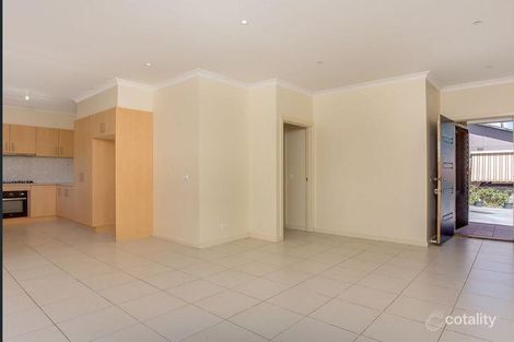 Property photo of 2/11 Stringybark Crescent Frankston North VIC 3200