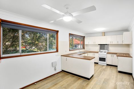 32 Highway Ave, West Wollongong, NSW 2500