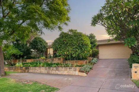 Property photo of 41 Collinson Way Leeming WA 6149