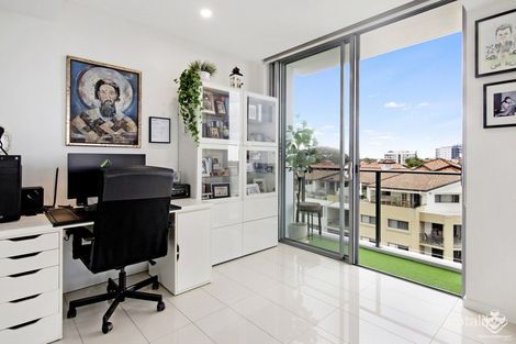 Property photo of 1604/28 Dalpura Street Surfers Paradise QLD 4217