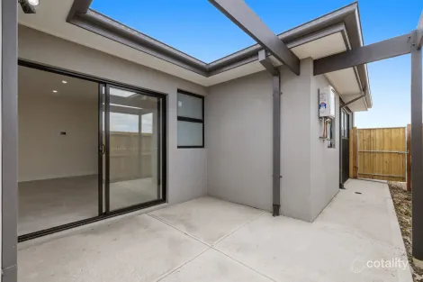 Property photo of 44 Castlegrove Road Wollert VIC 3750