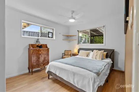Property photo of 62 Crown Road Alexandra Hills QLD 4161