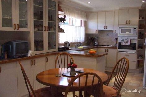 Property photo of 4 Darling Place Barrack Heights NSW 2528