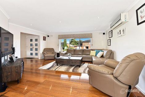 Property photo of 4 Ellesmere Crescent Gladstone Park VIC 3043