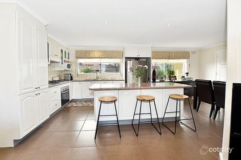 Property photo of 4 Ellesmere Crescent Gladstone Park VIC 3043