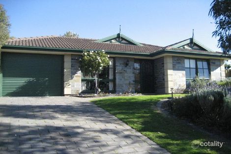 11 Winston Cres, Woodcroft, SA 5162