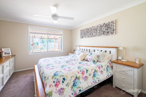 Property photo of 33 Camidge Close Kelso NSW 2795