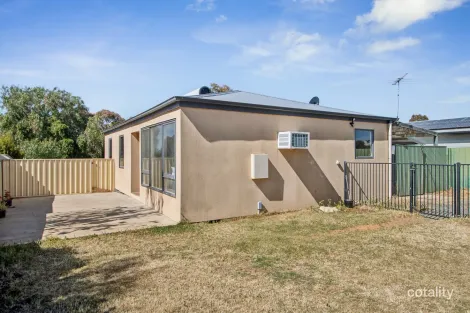 Property photo of 20 Wattle Street Murray Bridge SA 5253