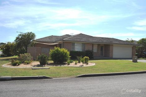 1/32 Grandis Dr, Tuncurry, NSW 2428