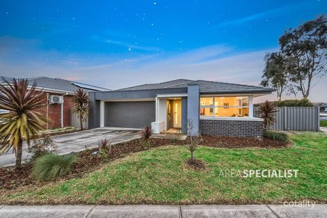Property photo of 2 McEwan Drive Cranbourne East VIC 3977