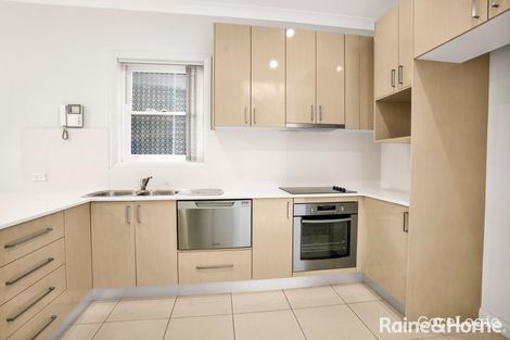 Property photo of 2/15 Warwick Street Penrith NSW 2750