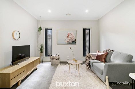 Property photo of 4 Hyperno Way Sandhurst VIC 3977