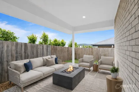 Property photo of 11 Byfield Place Yarrabilba QLD 4207
