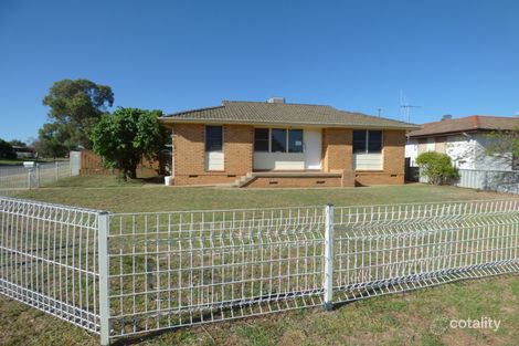 Property photo of 14 Cedar Crescent Forbes NSW 2871