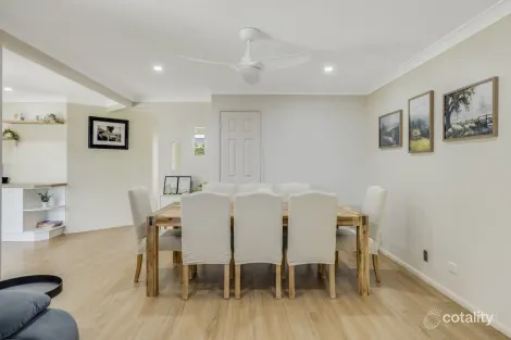 Property photo of 15 Oldfield Street Middle Ridge QLD 4350