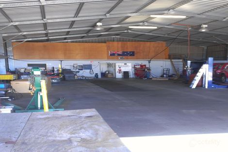 Property photo of 7 Central Road Tinana QLD 4650