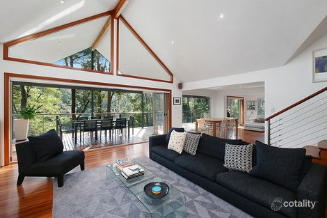 17d Peel St, Avoca Beach, NSW 2251