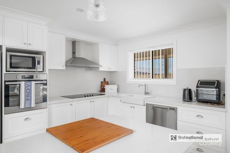 Property photo of 86 Samuel Way The Lagoon NSW 2795