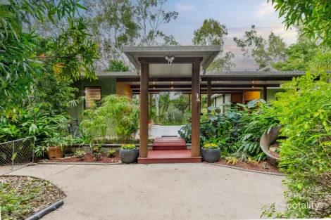 Property photo of 33 Alligator Creek Road Alligator Creek QLD 4816
