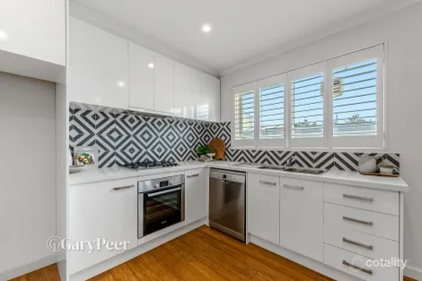 Property photo of 8/302 Glen Eira Road Elsternwick VIC 3185