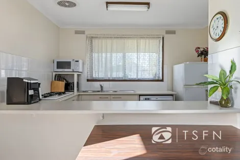 Property photo of 12 Cliff Avenue Strathdale VIC 3550