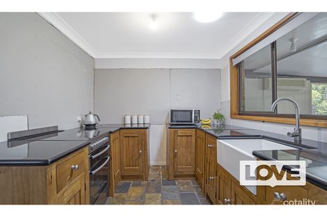 Property photo of 23 Muswellbrook Crescent Booragul NSW 2284