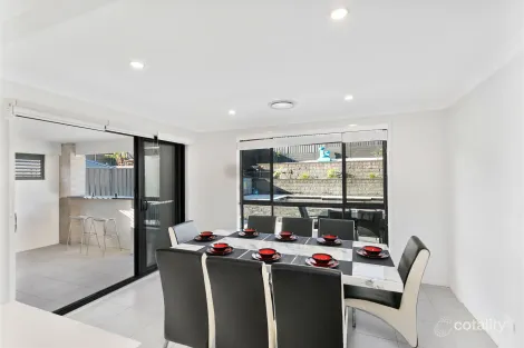 Property photo of 37 Tomerong Street Tullimbar NSW 2527