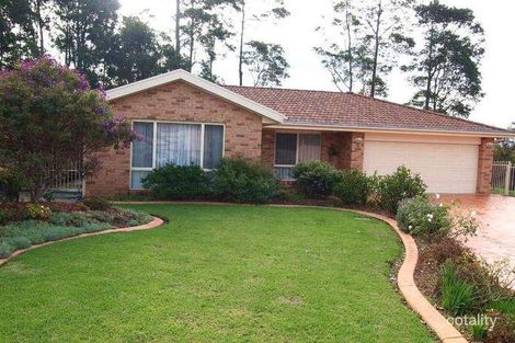 6 Banks Pl, Sunshine Bay, NSW 2536