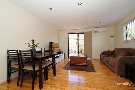 Property photo of 1/19 Whitelaw Street Reservoir VIC 3073