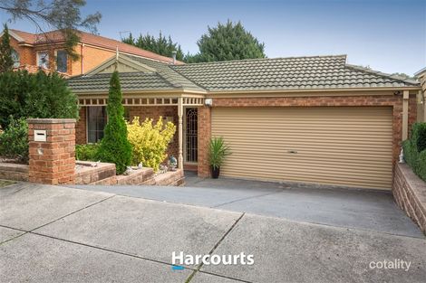Property photo of 11 Mirrabook Court Berwick VIC 3806