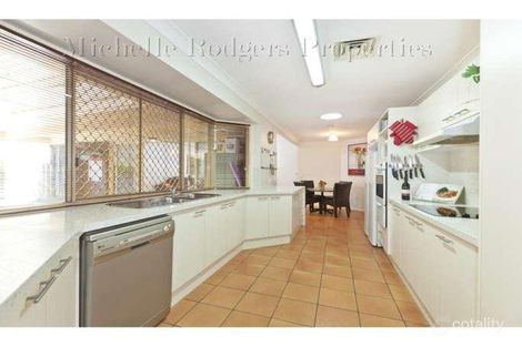 Property photo of 7 Lacerta Place Wynnum QLD 4178