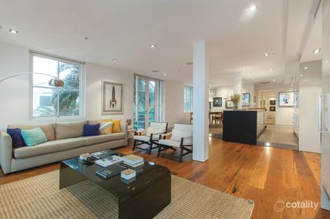 Property photo of 13/9 Beach Street Port Melbourne VIC 3207