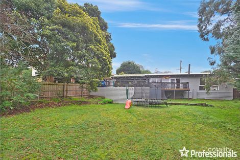 Property photo of 4 Baradine Road Mooroolbark VIC 3138
