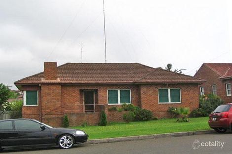 10 Dean Rd, Warrawong, NSW 2502