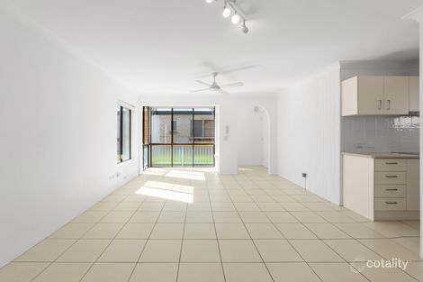 Property photo of 4/32 Peerless Avenue Mermaid Beach QLD 4218