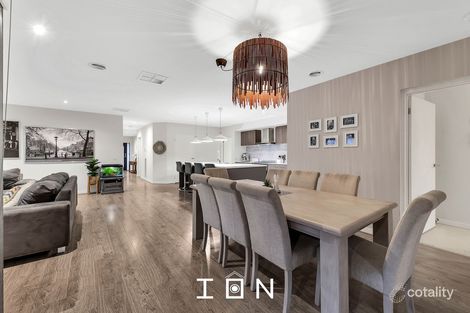Property photo of 11 Dash Drive Cranbourne East VIC 3977