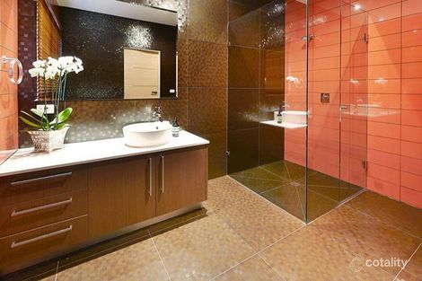 Property photo of 2 Weeroona Street Port Melbourne VIC 3207