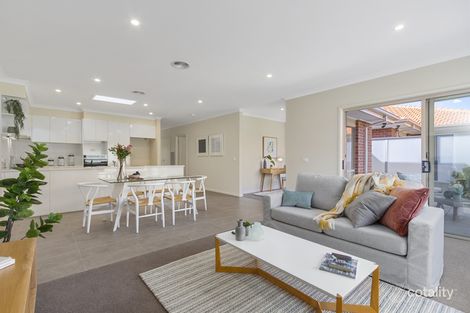 Property photo of 117/2 Rochester Parade Cranbourne East VIC 3977