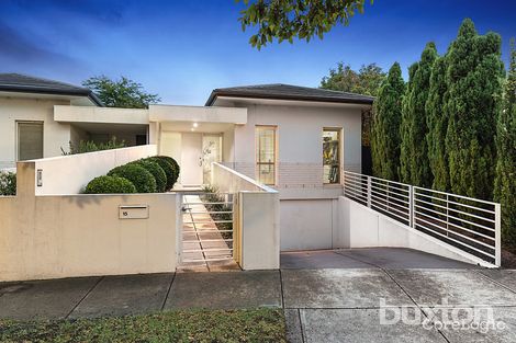 Property photo of 15 Anne Crescent Brighton VIC 3186