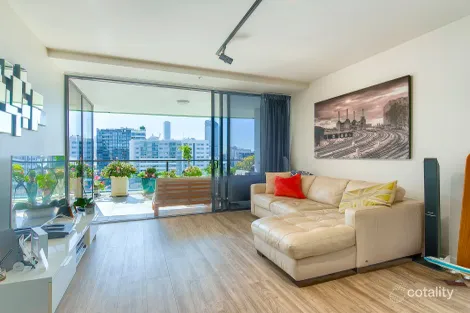 Property photo of 1085/9 Edmondstone Street South Brisbane QLD 4101