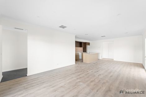 Property photo of 5 Solera Street Brookfield VIC 3338