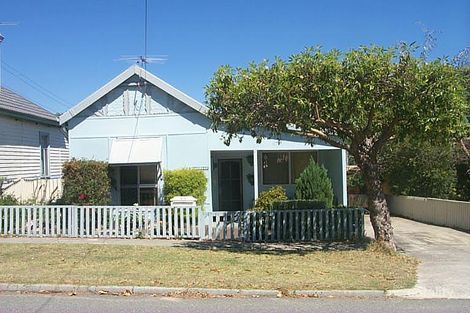 17 Arundel St, Bayswater, WA 6053