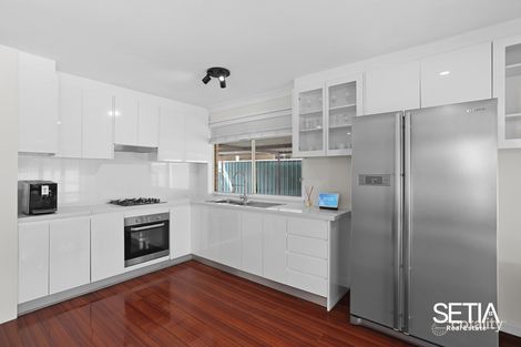 Property photo of 46 Woodley Crescent Glendenning NSW 2761