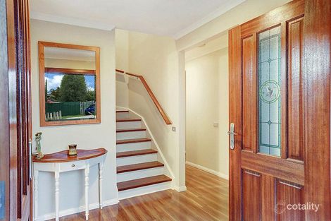 Property photo of 4 Peppermint Walk South Morang VIC 3752