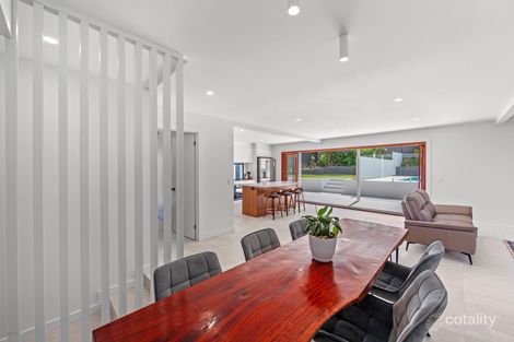 Property photo of 20 Evans Drive Benowa QLD 4217