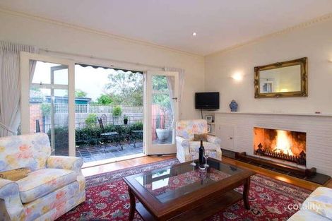 Property photo of 1/70 Whittens Lane Doncaster VIC 3108