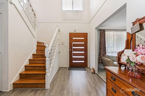 Property photo of 20 Bellingen Way Hoxton Park NSW 2171